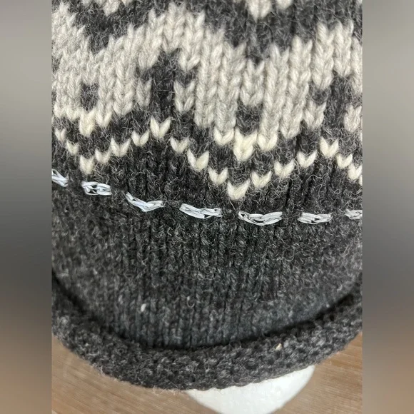 Kyber Wool Hat Pom - Picture 9 of 13